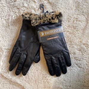 Isotoner Leather Gloves NWT